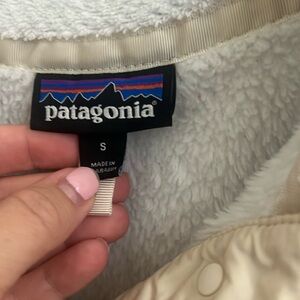 Women’s Patagonia jacket quarter button up